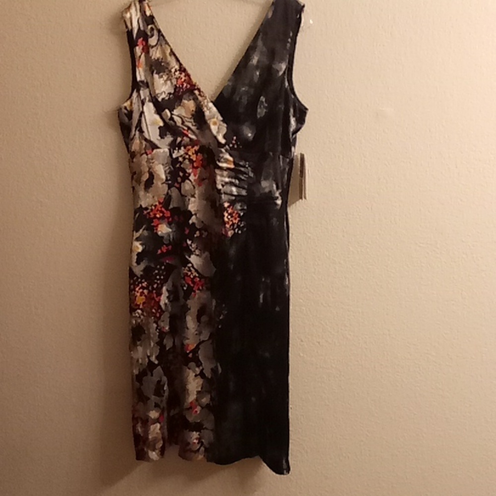 NEW DONNA RICCO NEW YORK Silk Elegant Vneck Sz 12 Floral Black Gray B48 X P